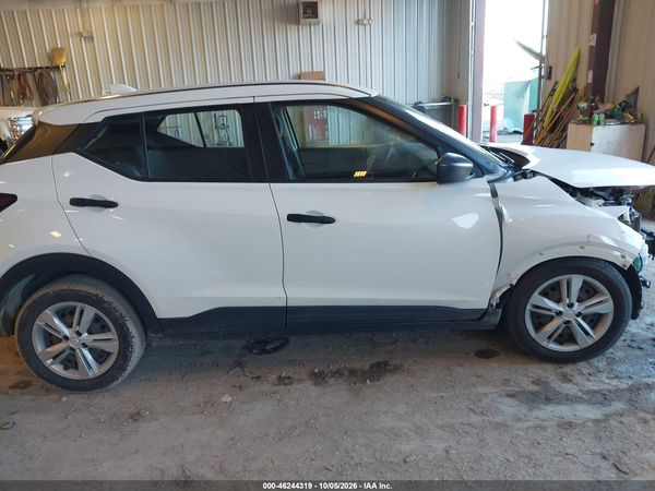 2022 NISSAN KICKS S XTRONIC CVT — I116