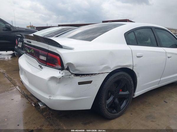 2013 DODGE CHARGER R/T — I6