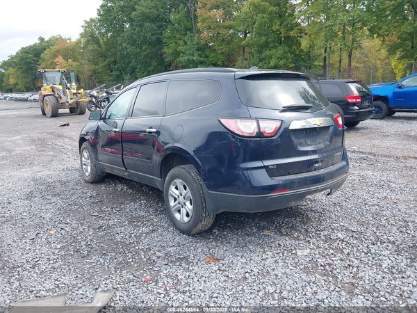 2015 CHEVROLET TRAVERSE LS — I3