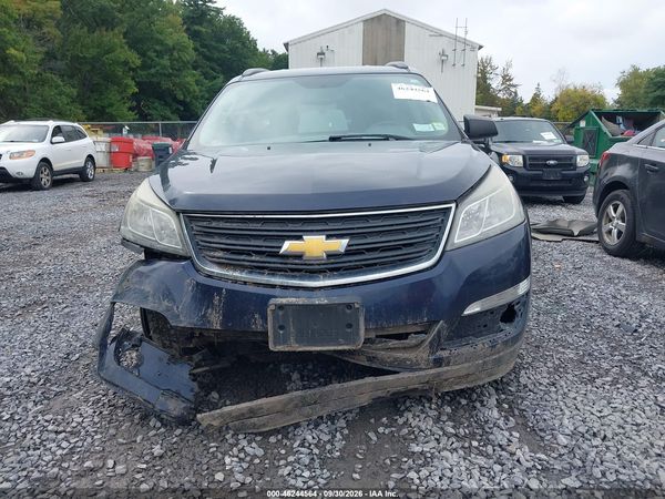 2015 CHEVROLET TRAVERSE LS — I115