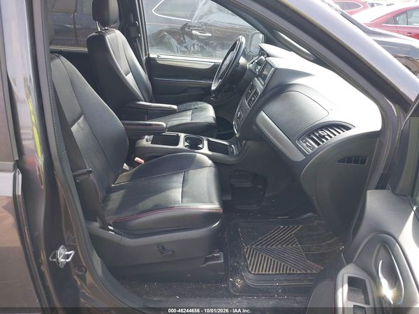 2017 DODGE GRAND CARAVAN GT — I5