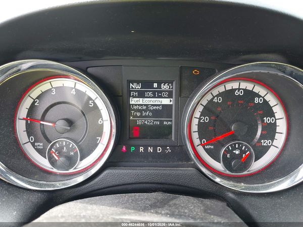 2017 DODGE GRAND CARAVAN GT — I7