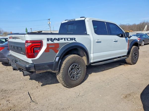 2024 FORD F150