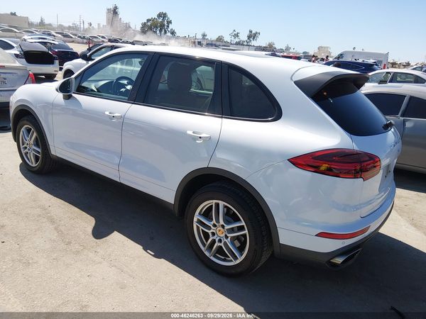 2016 PORSCHE CAYENNE — I3