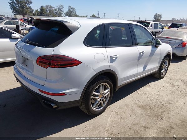 2016 PORSCHE CAYENNE — I4