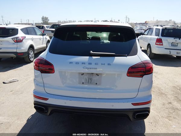 2016 PORSCHE CAYENNE — I119