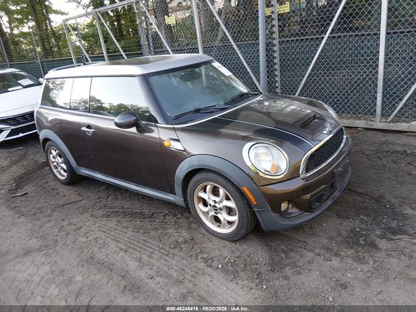2012 MINI COOPER S CLUBMAN — I1