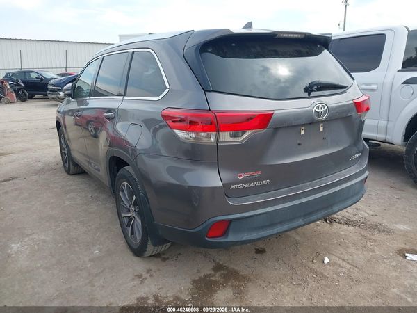 2019 TOYOTA HIGHLANDER XLE — I3