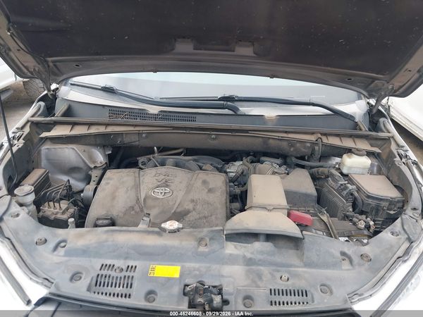 2019 TOYOTA HIGHLANDER XLE — I10
