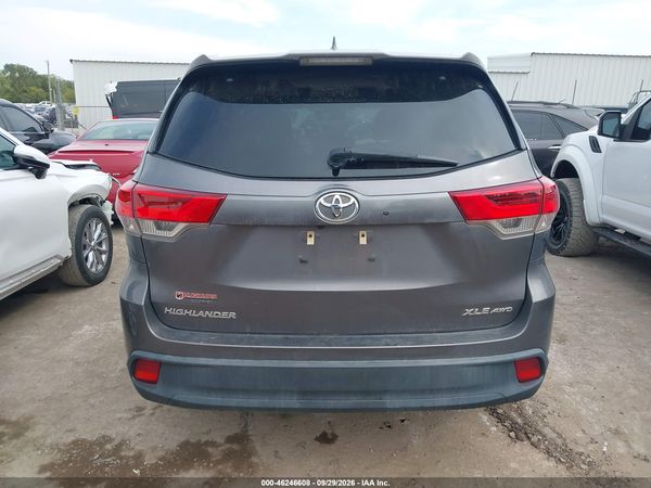 2019 TOYOTA HIGHLANDER XLE — I119