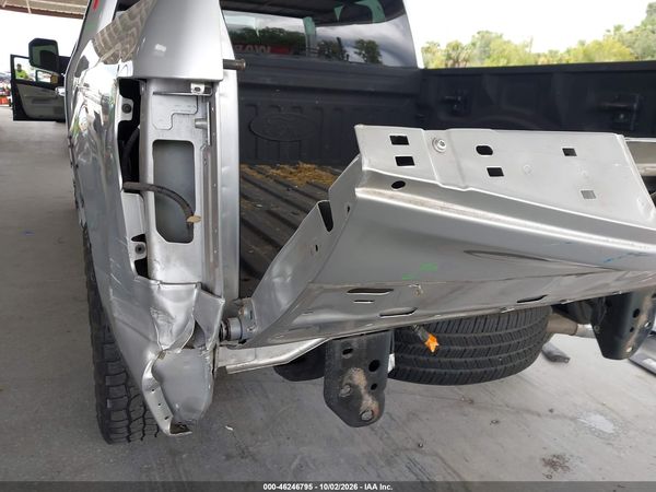 2017 FORD F-150 PLATINUM — I6