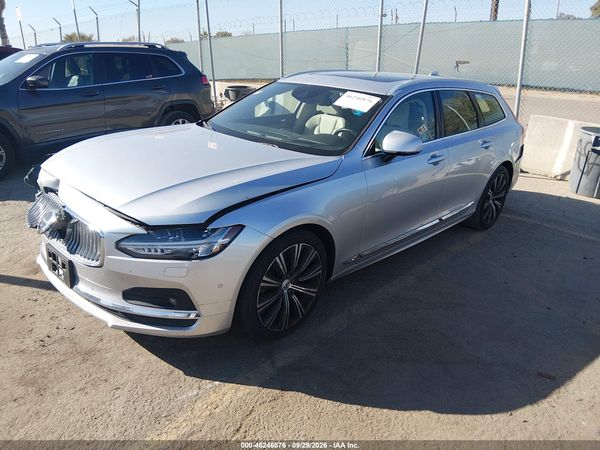 2021 VOLVO V90 — I2