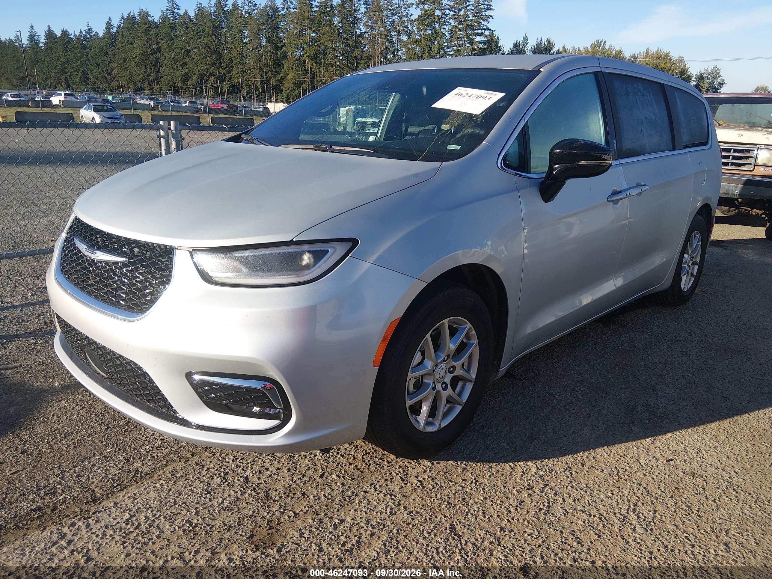 2026 CHRYSLER PACIFICA SELECT — I2