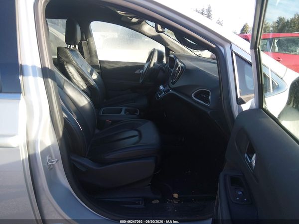 2026 CHRYSLER PACIFICA SELECT — I5