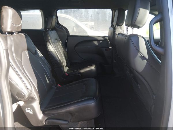 2026 CHRYSLER PACIFICA SELECT — I8