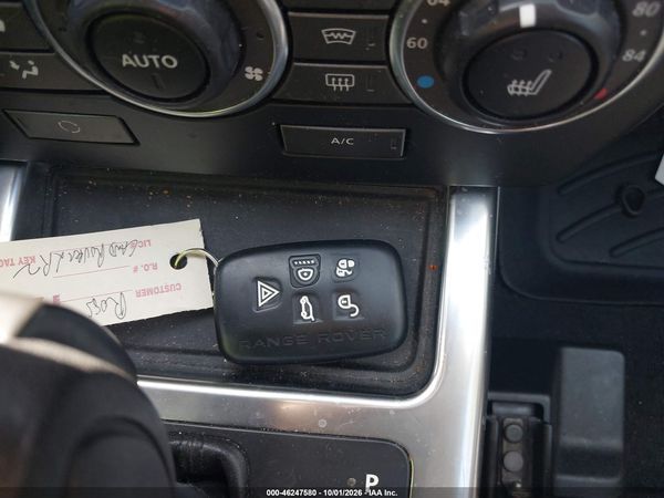 2015 LAND ROVER LR2 — I11
