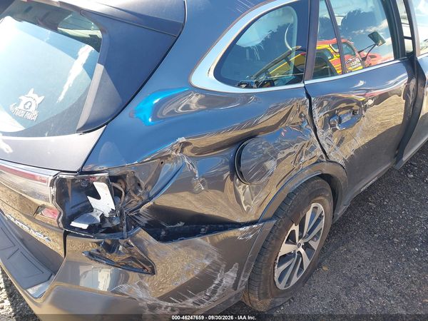 2021 SUBARU OUTBACK Base — I153