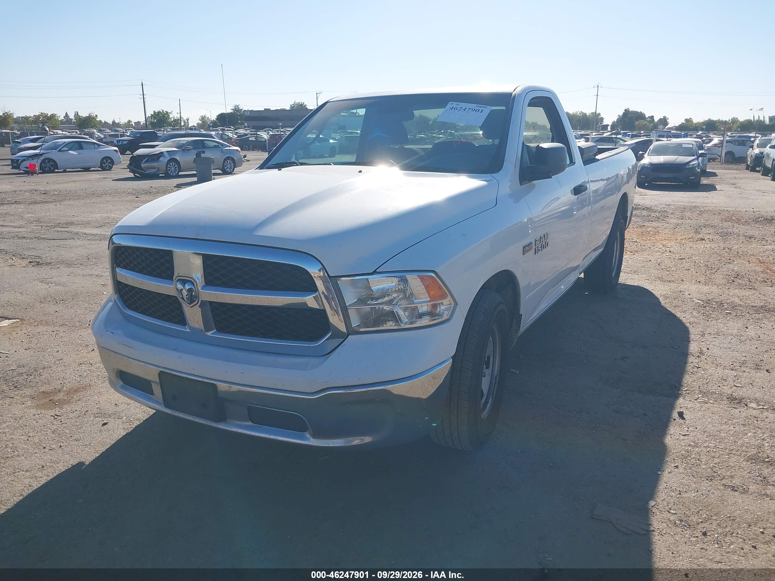 2017 RAM 1500 TRADESMAN  4X2 8' BOX — I2