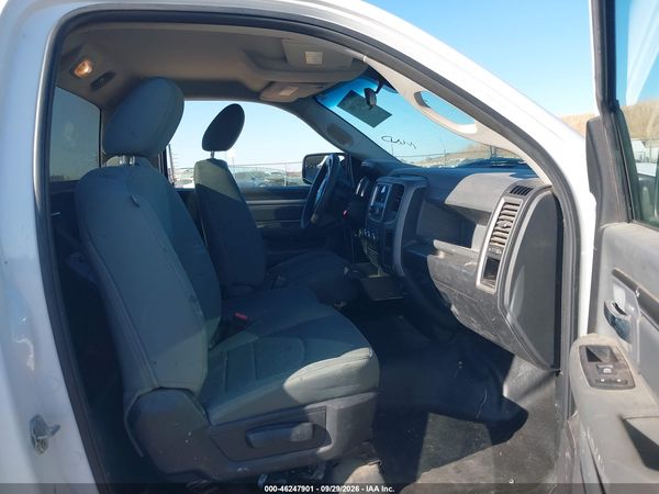 2017 RAM 1500 TRADESMAN  4X2 8' BOX — I5