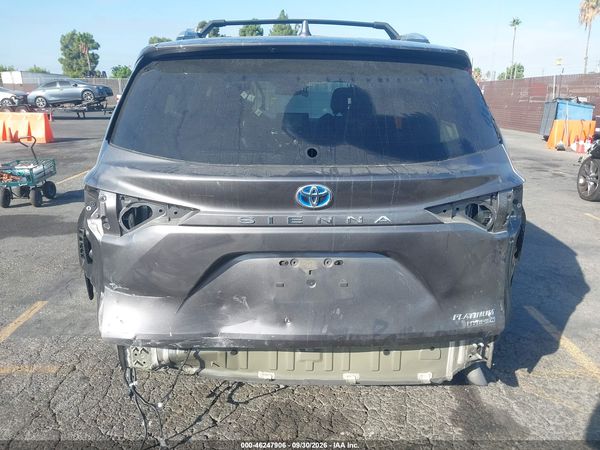2023 TOYOTA SIENNA PLATINUM — I6