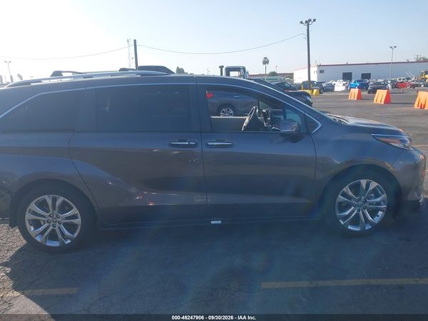 2023 TOYOTA SIENNA PLATINUM — I116