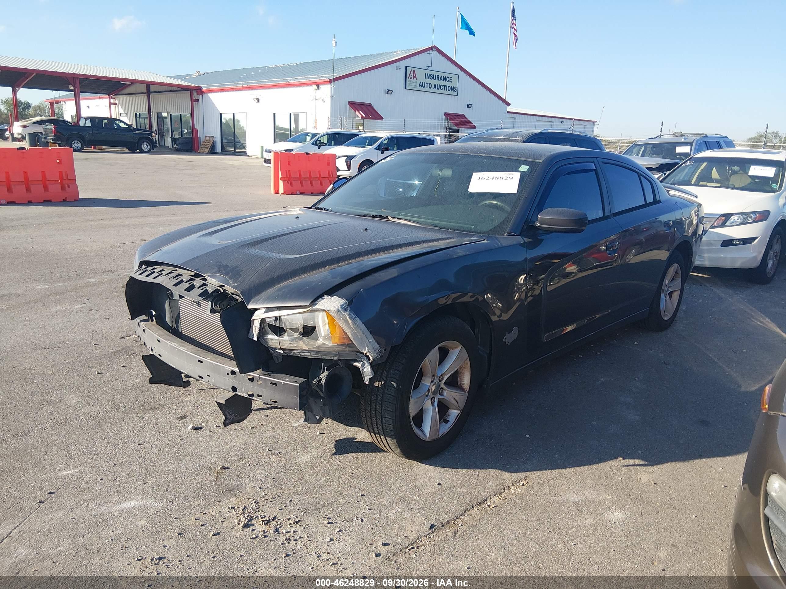 2014 DODGE CHARGER SE — I2