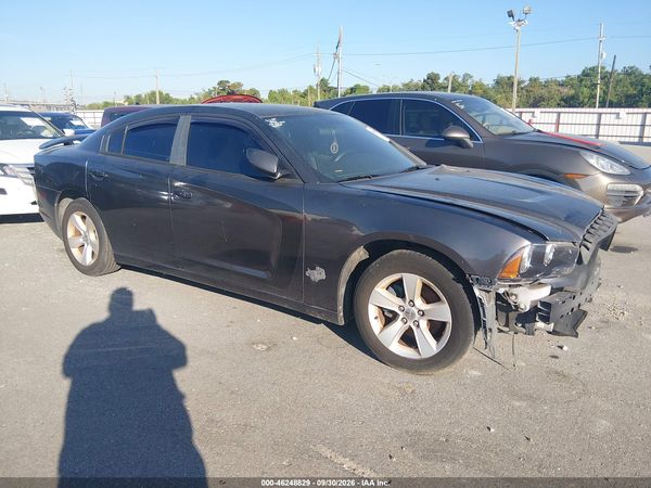 2014 DODGE CHARGER SE — I1