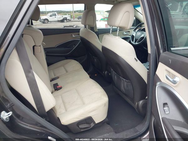 2016 HYUNDAI SANTA FE SE — I8