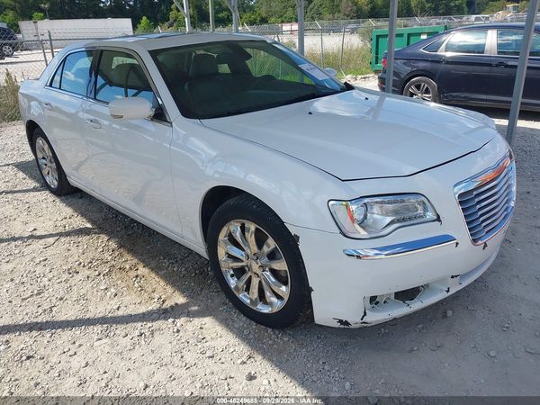 2016 CHRYSLER 300 ANNIVERSARY EDITION — I1