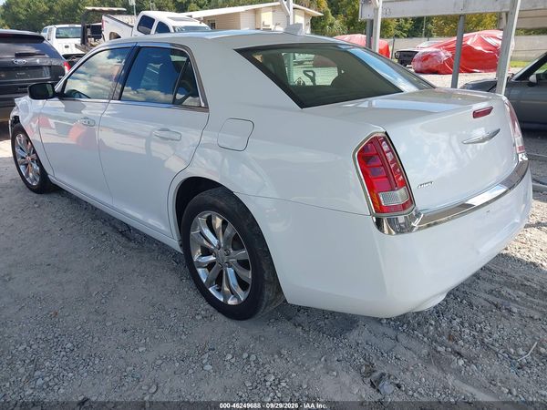2016 CHRYSLER 300 ANNIVERSARY EDITION — I3