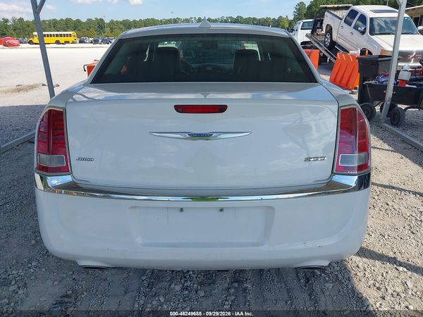 2016 CHRYSLER 300 ANNIVERSARY EDITION — I119
