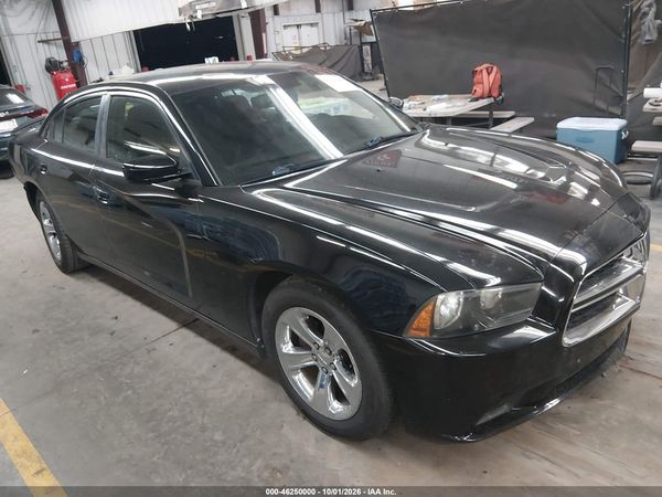 2012 DODGE CHARGER SE — I1