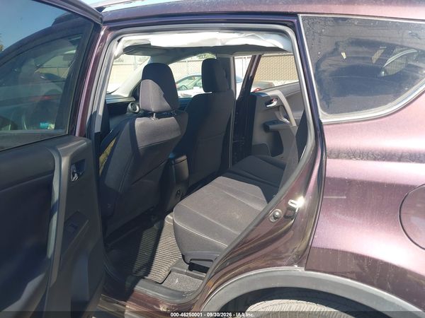 2018 TOYOTA RAV4 XLE — I8