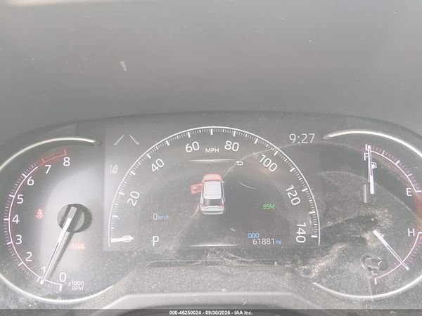 2024 TOYOTA RAV4 XLE — I7