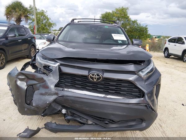 2024 TOYOTA RAV4 XLE — I115