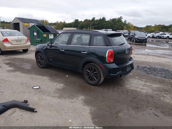 2013 MINI COUNTRYMAN COOPER S — I3