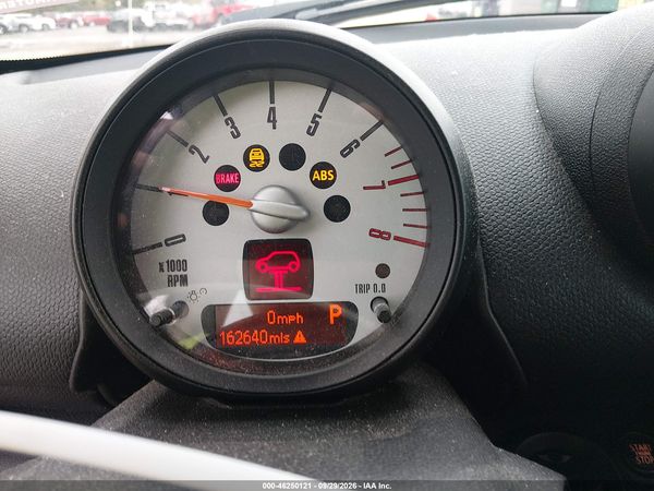 2013 MINI COUNTRYMAN COOPER S — I7