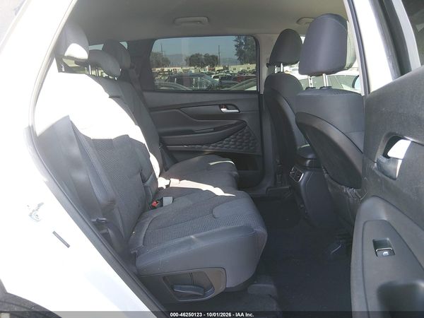 2022 HYUNDAI SANTA FE SE — I8