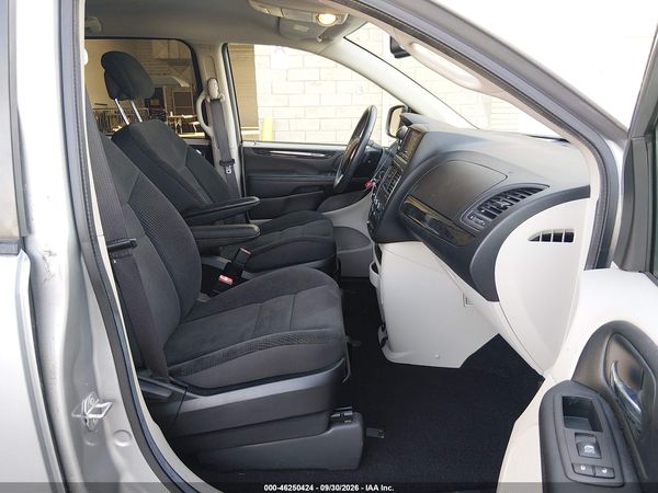 2017 DODGE GRAND CARAVAN SE — I5