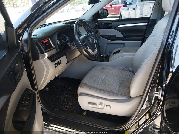 2019 TOYOTA HIGHLANDER LE PLUS — I5