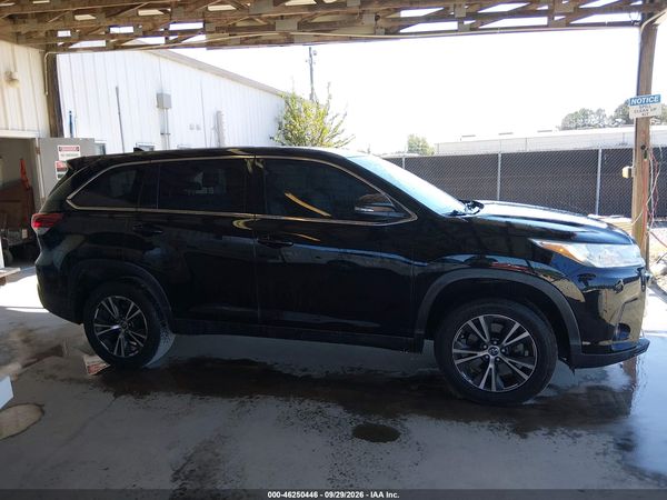 2019 TOYOTA HIGHLANDER LE PLUS — I116