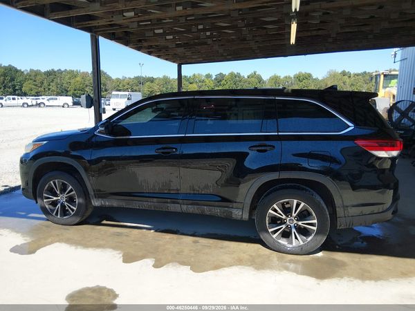 2019 TOYOTA HIGHLANDER LE PLUS — I117