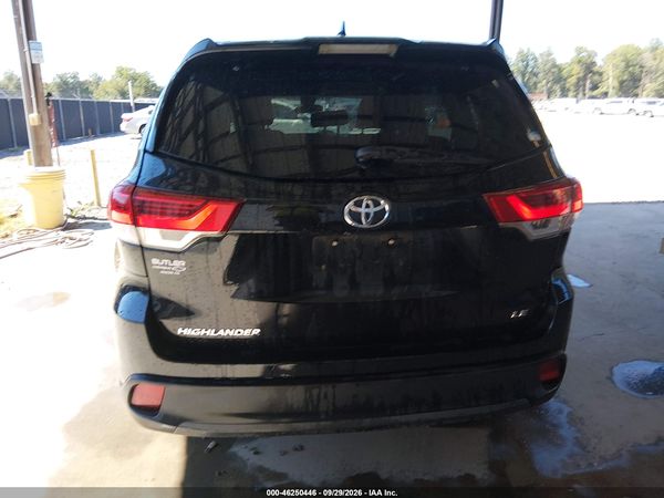 2019 TOYOTA HIGHLANDER LE PLUS — I119