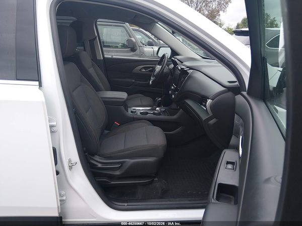 2018 CHEVROLET TRAVERSE 1LT — I5