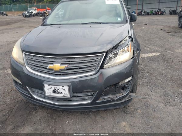 2013 CHEVROLET TRAVERSE LS — I6