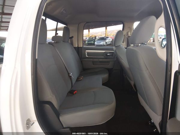 2019 RAM 1500 CLASSIC SLT  4X4 6'4 BOX — I8