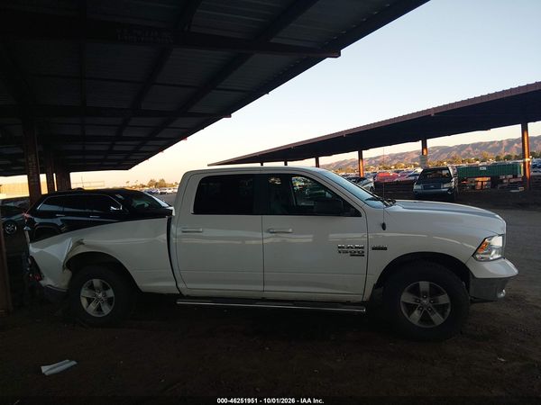 2019 RAM 1500 CLASSIC SLT  4X4 6'4 BOX — I116