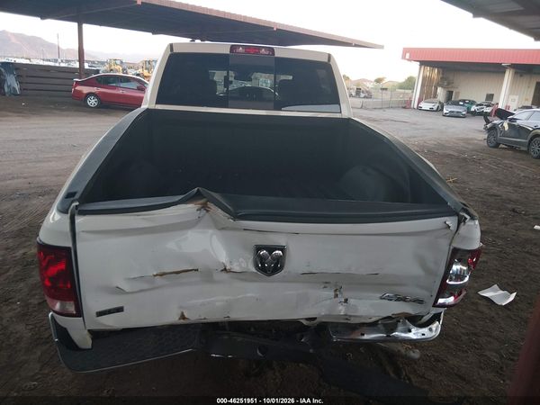 2019 RAM 1500 CLASSIC SLT  4X4 6'4 BOX — I119