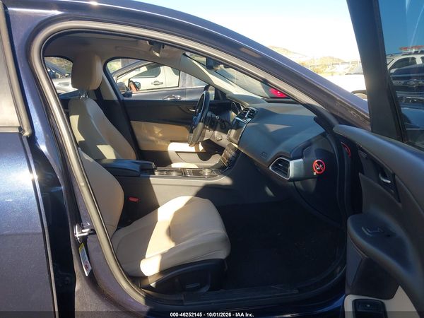 2017 JAGUAR XE 20D PREMIUM — I5