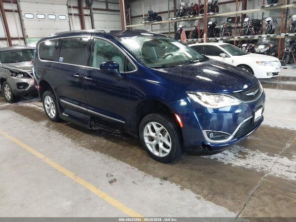 2017 CHRYSLER PACIFICA TOURING-L PLUS — I1